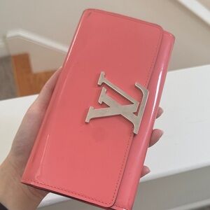 Louis Vuitton Coral Pink Patent Leather Wallet with LV Logo